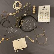 Bijoux, accessoires lot de bijoux et accessoires à donner