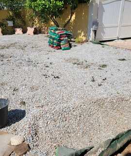 Bricolage gravier taille moyenne