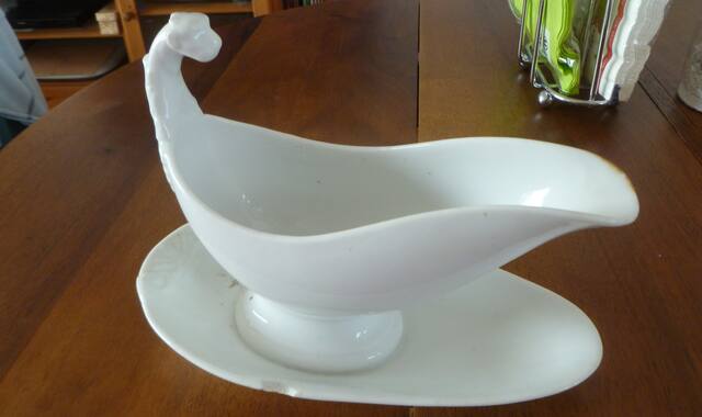 Divers saucière porcelaine blanc