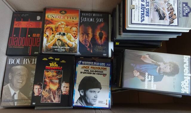 DVD, Film, Cinéma plusieurs dvd et cassetes video