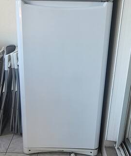 Electroménager frigo congelateur Indesit