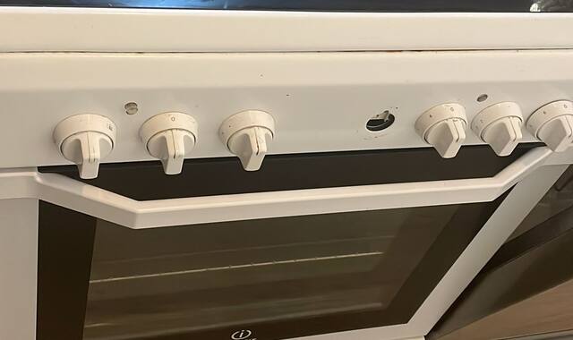 Electroménager cuisinière Indesit électrique