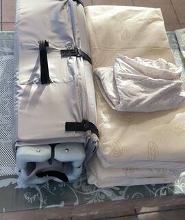 Equipements pour Bébé, Enfants, Puériculture lit parapluie avec matelas et drap en bon etat