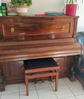 Instruments de musique piano droit