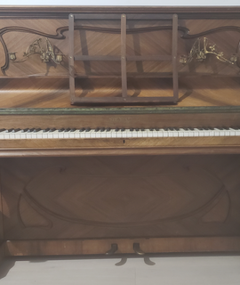 Instruments de musique vieux piano Pleyel
