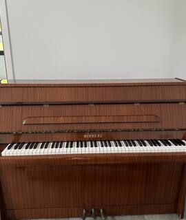 Instruments de musique piano droit