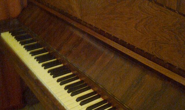 Instruments de musique piano marque elke