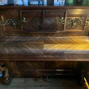 Instruments de musique Piano Droit Staub. Très bon état