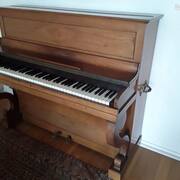 Instruments de musique piano Pleyel Wolff cadre bois 1890 en très bel état