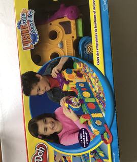 Jeux, Jouets jeu de pâte à modeler playdoh avec accessoires