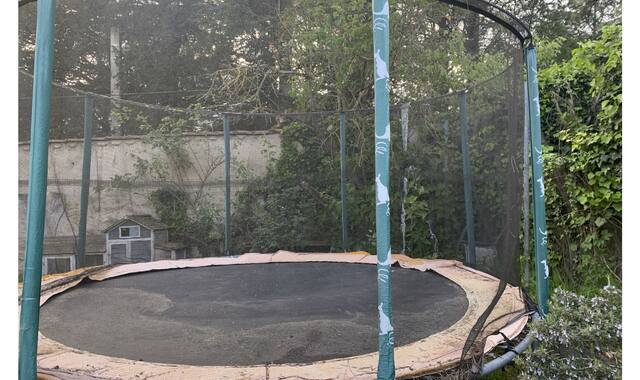 Jeux, Jouets grand trampoline