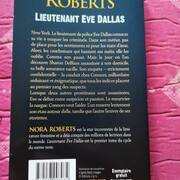 Livres-Revues livre j'ai lu lieutenant Eve dallas par Nora Roberts