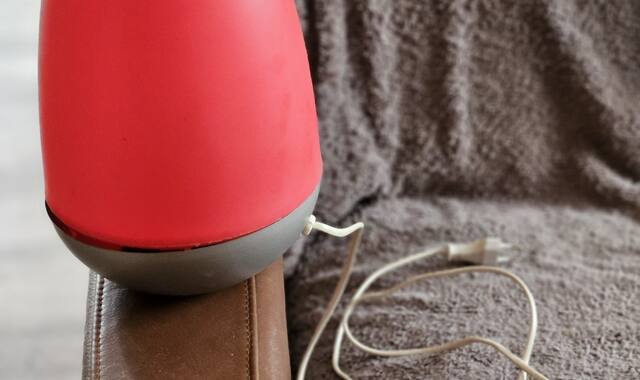Meubles lampe rouge en forme d oeuf