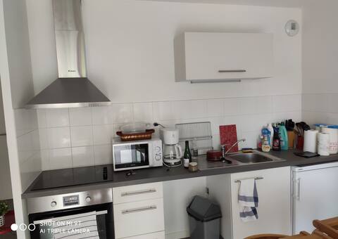 Meubles donné meubles cuisine + plaque cuisson, évier, hotte