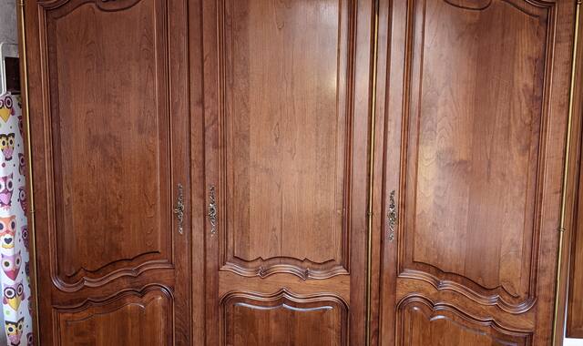 Meubles armoire bois massif