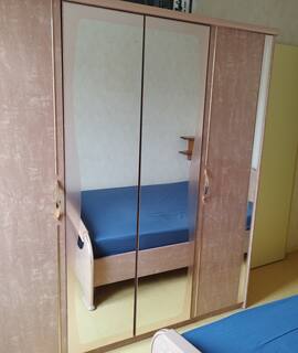 Meubles chambre à coucher complète + buffet salle à manger à démonter et récupérer