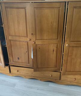 Meubles armoire basse en pin