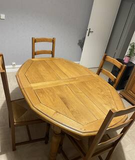 Meubles table à manger avec 4 chaises