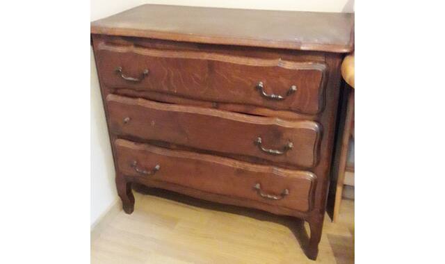 Meubles commode en bois avec tiroirs