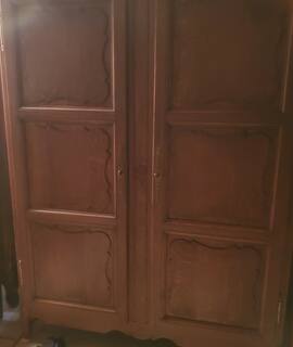 Meubles armoire chêne bon état