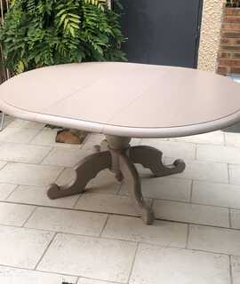 Meubles table et chaises pin massif