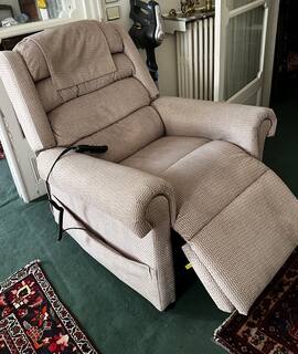 Meubles fauteuil relax, releveur,  électrique grand confort