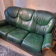 Meubles canapé lit cuir vert urgent