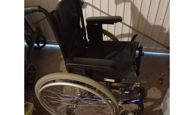 Mobilier fauteuil roulant