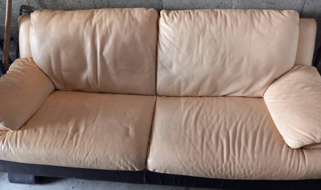 Mobilier canape en cuir