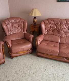 Mobilier canapé + 2 fauteuils cuir saumon
