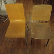 Mobilier deux chaises en bois
