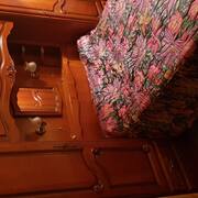 Mobilier chambre à coucher en merisier