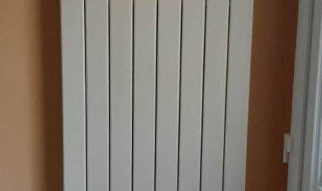 Mobilier radiateur eau plat ACOVA