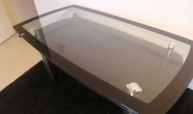 Mobilier table en verre