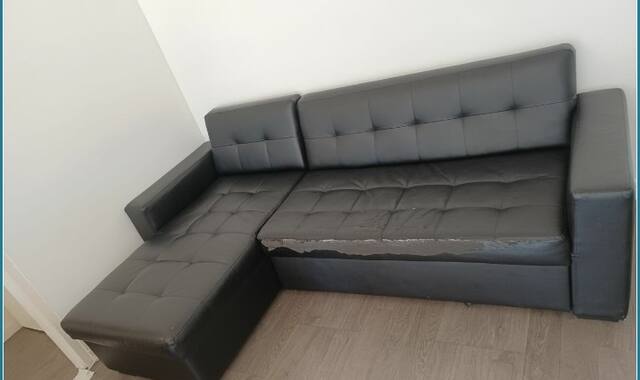 Mobilier canapé semi cuir