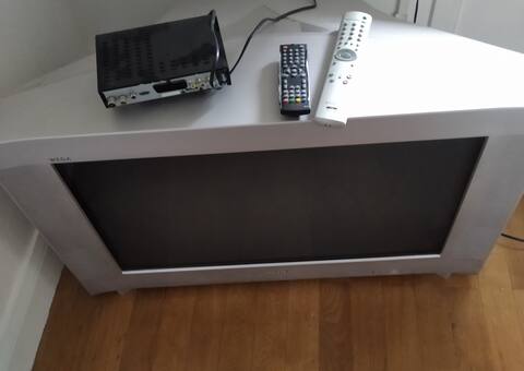 Téléphonie, Internet télévision couleur