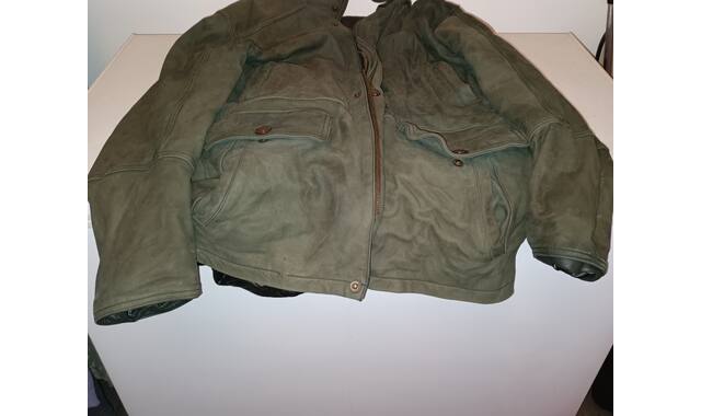 Vêtements 1 Blouson + 1 Imperméable