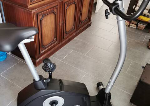 Vélo velo appartement CARE en panne