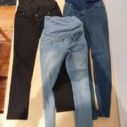Vêtements 3 jeans spécial grossesse