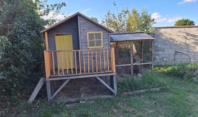 Accessoires pour animaux poulailler / clapier