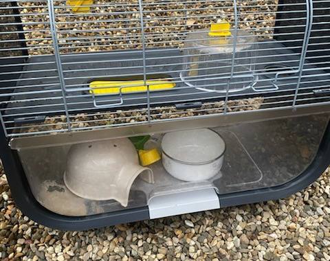 Accessoires pour animaux une cage pour hamster