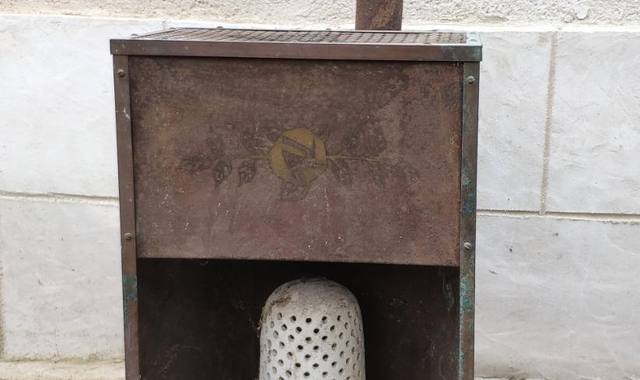 Antiquités un chauffage au gaz