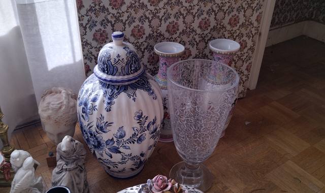 Antiquités bibelot en tout genre......