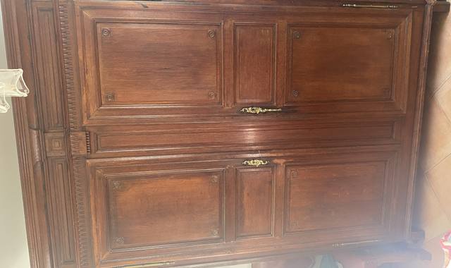 Antiquités armoire