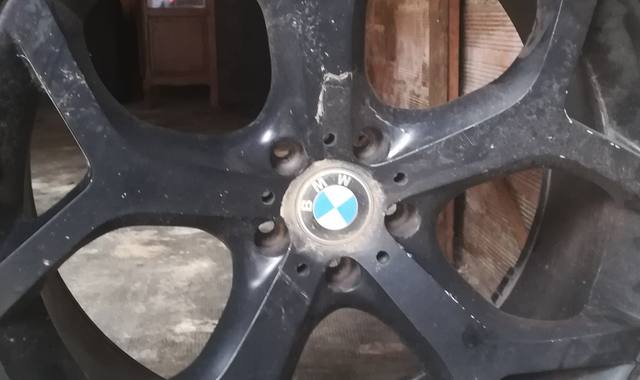 Auto-Moto 3 roues voiture SUV BMW