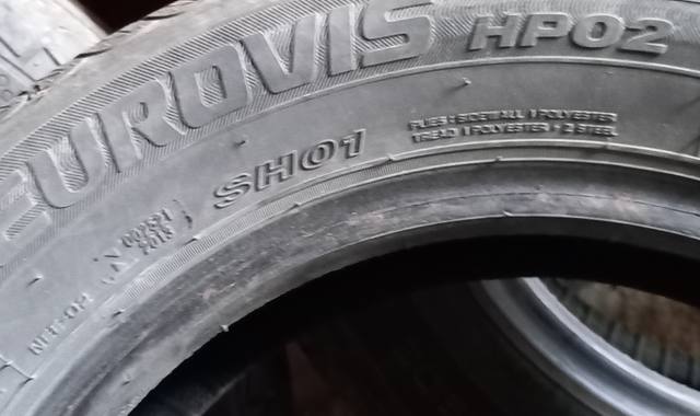 Auto-Moto 1 pneu Eurovis