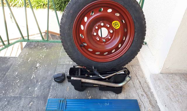 Auto-Moto roue de secours ou galette pour Volkswagen Polo