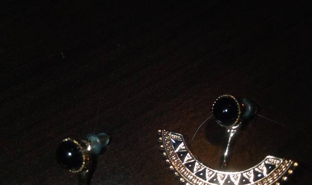 Bijoux, accessoires boucle d oreille