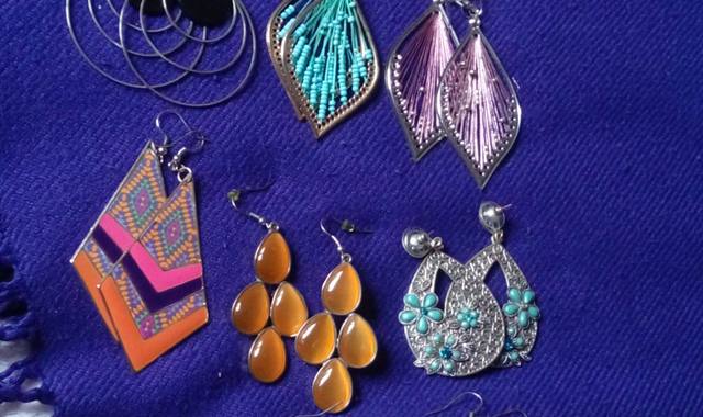 Bijoux, accessoires boucles d'oreilles fantaisie pendantes