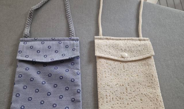 Bijoux, accessoires deux pochettes